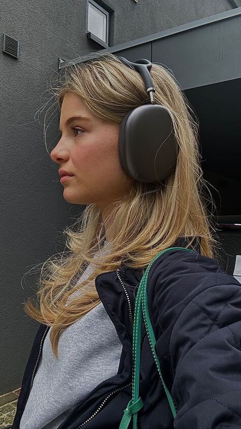 P9 Headphone Wireless Bluetooth - Deals By RK